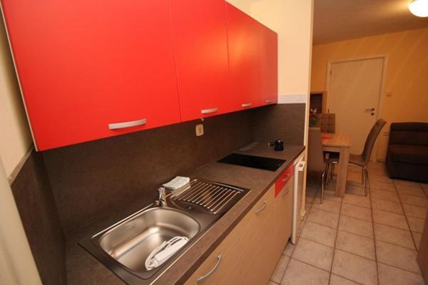 Ara-Ara Apartment Baska  Ngoại thất bức ảnh