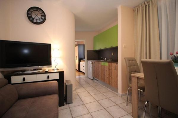 Ara-Ara Apartment Baska  Ngoại thất bức ảnh