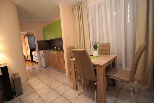 Ara-Ara Apartment Baska  Ngoại thất bức ảnh